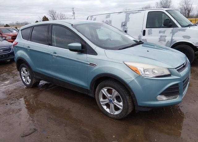 2013 FORD Escape