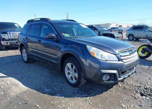 2014 SUBARU Outback