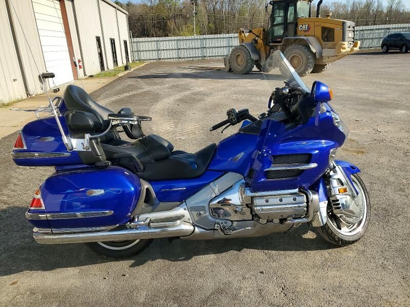 2005 HONDA GL1800