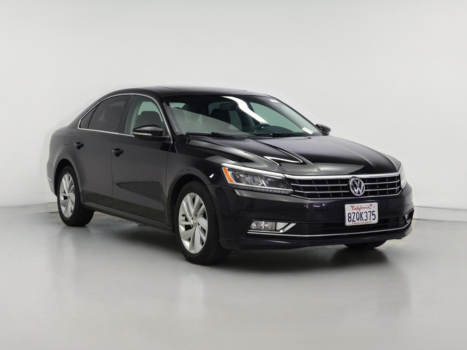 2018 VOLKSWAGEN Passat