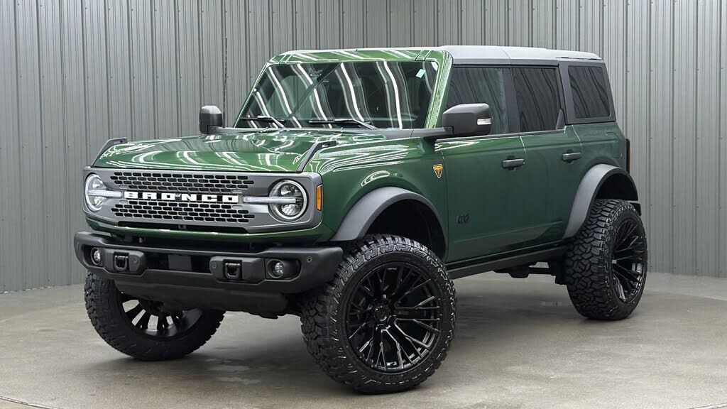 2025 FORD Bronco