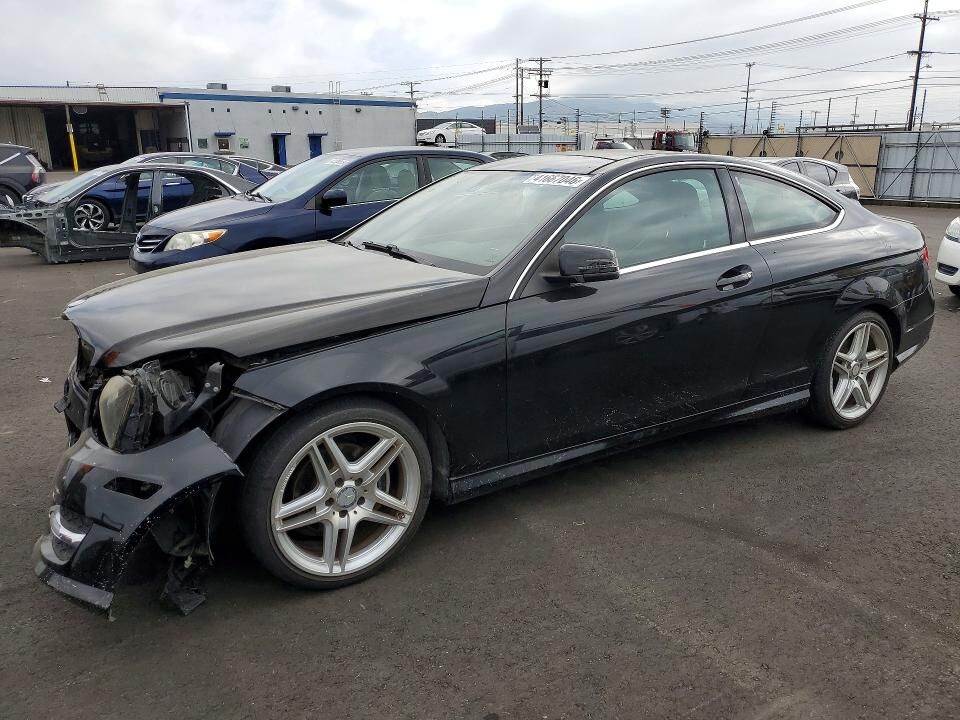 2015 MERCEDES-BENZ C-Class