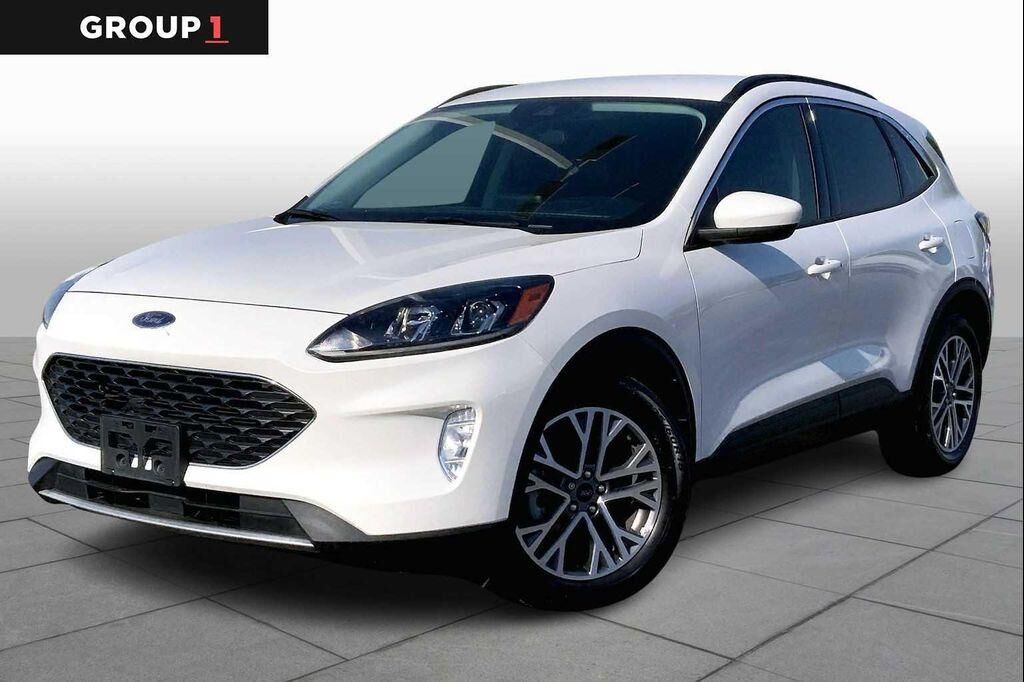 2022 FORD Escape