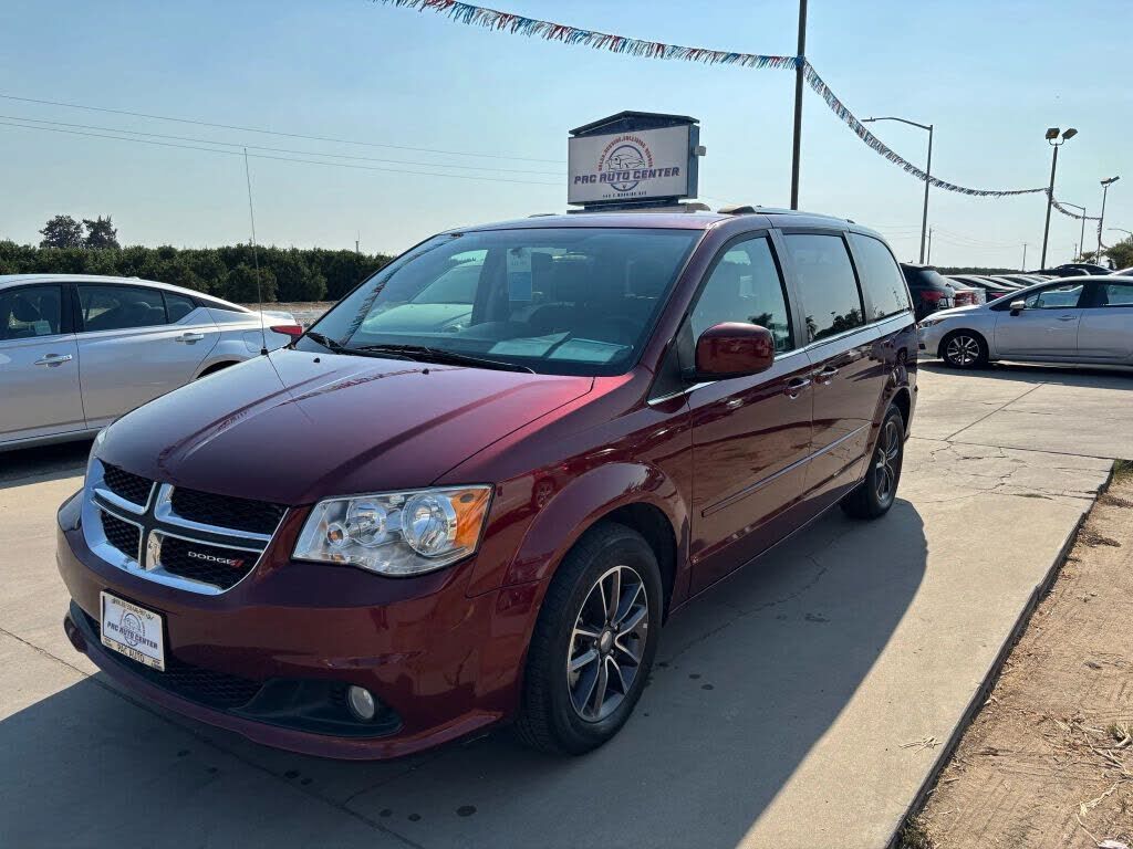 2017 DODGE Grand Caravan