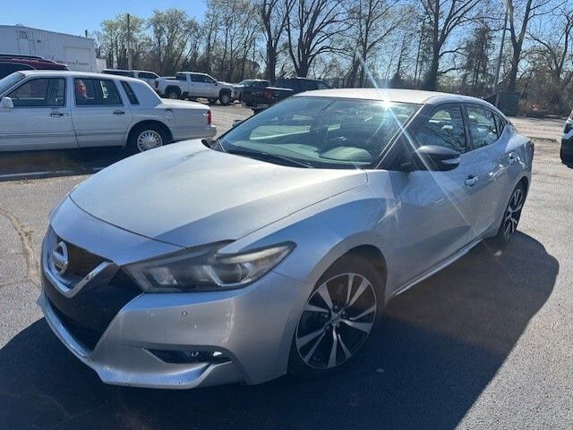2018 NISSAN Maxima