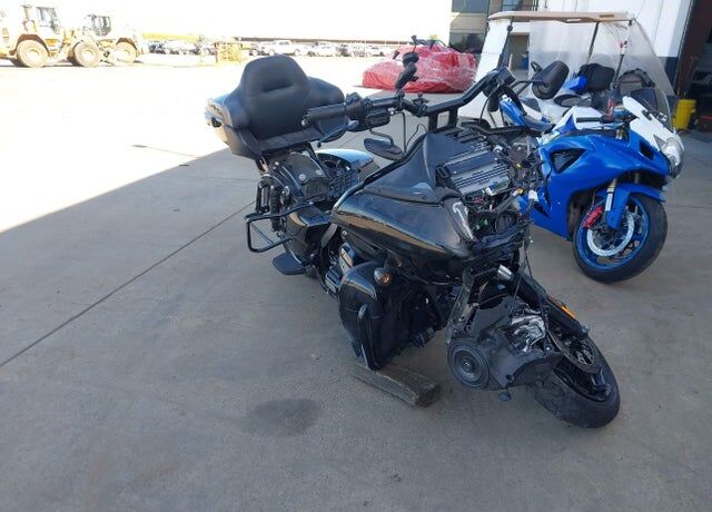 2020 HARLEY DAVIDSON FLTRK / Road Glide Limited