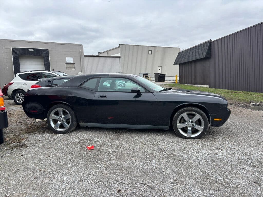 2010 DODGE Challenger