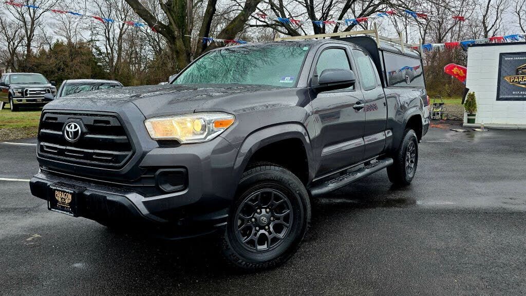 2016 TOYOTA Tacoma