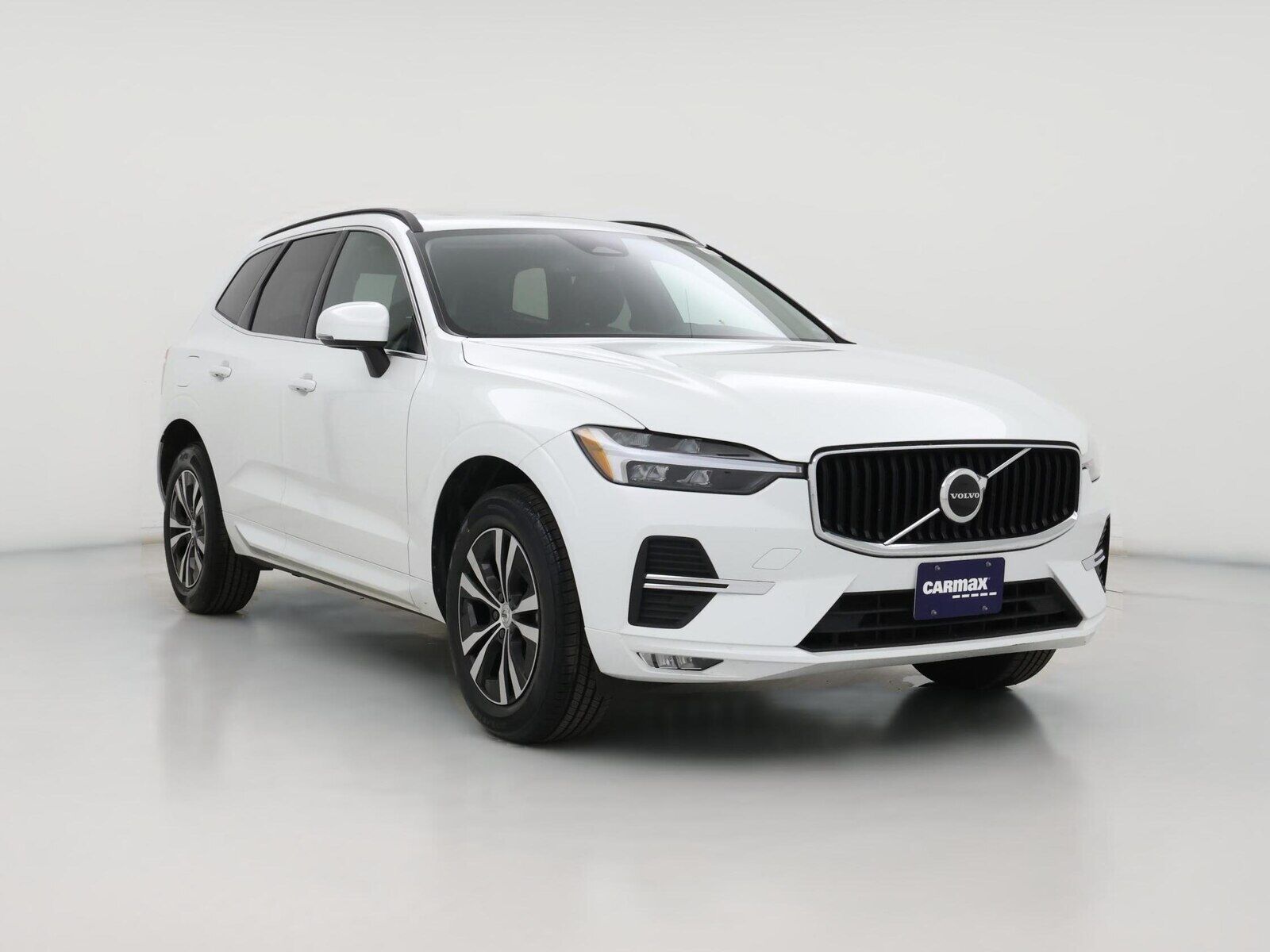 2023 VOLVO XC60