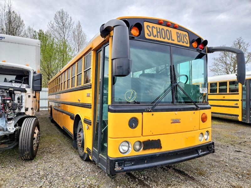 2013 THOMAS BUILT HDX