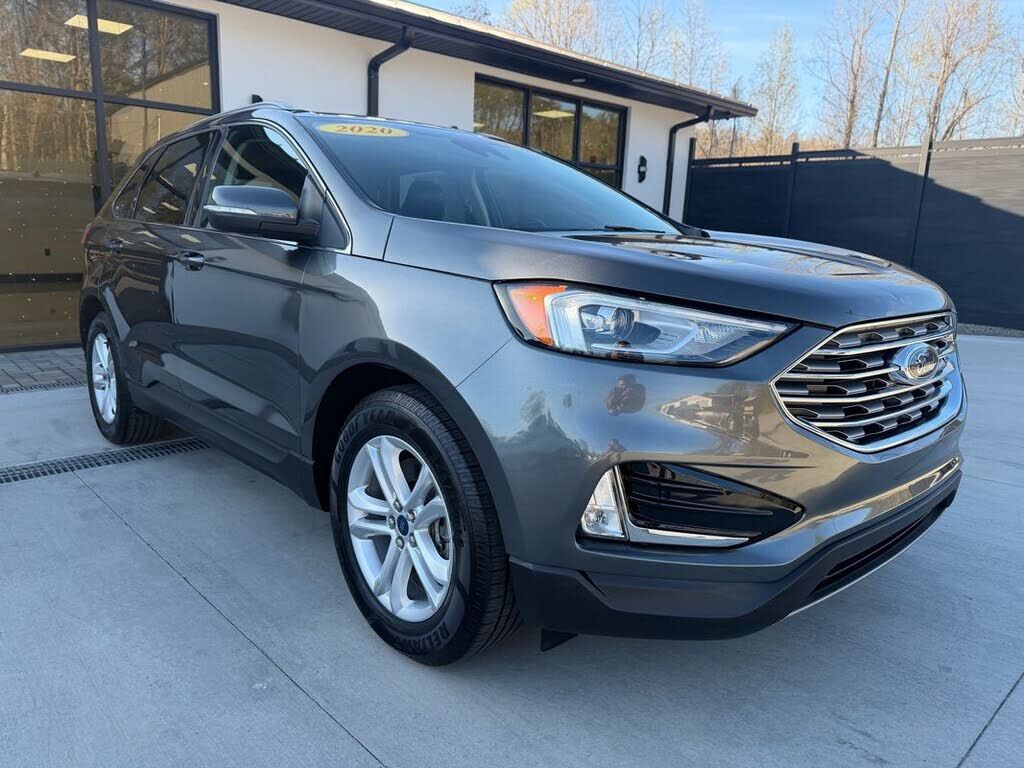 2020 FORD Edge