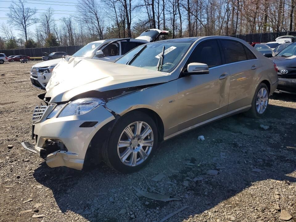 2012 MERCEDES-BENZ E-Class