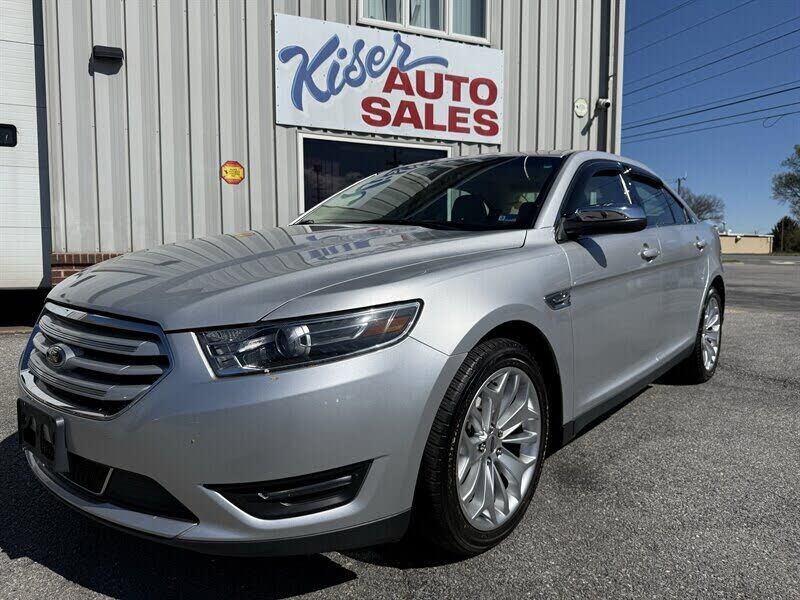 2017 FORD Taurus