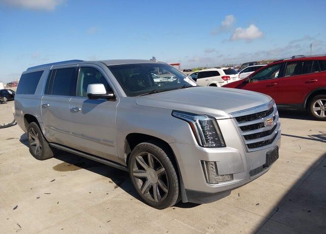 2016 CADILLAC Escalade