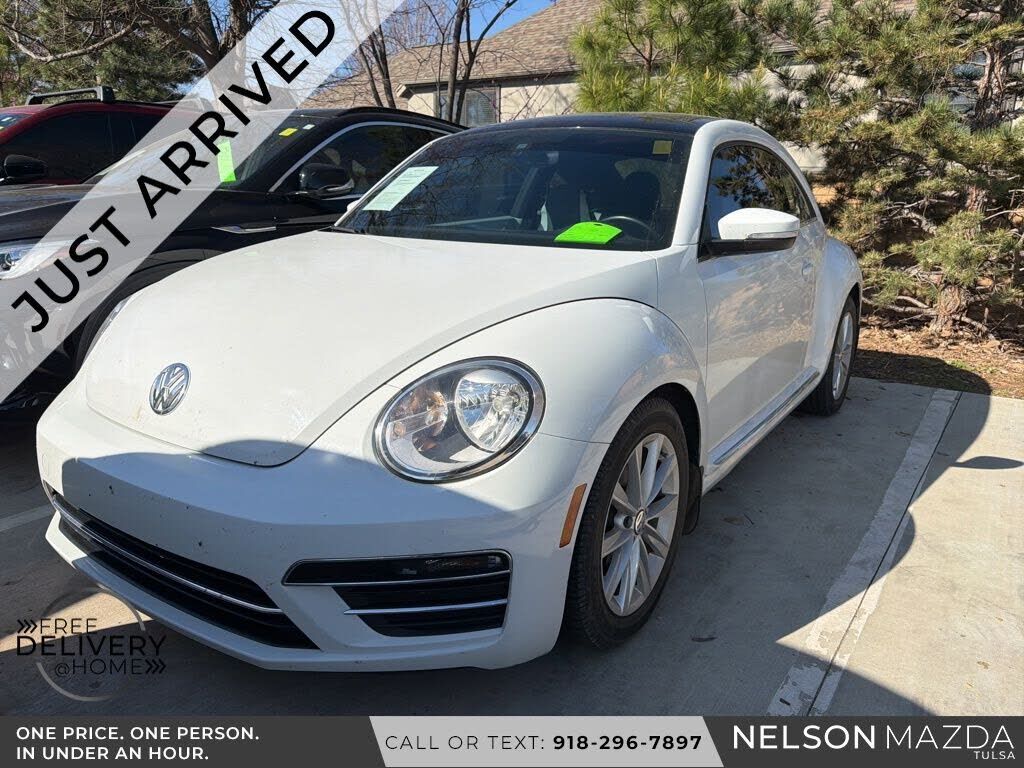 2019 VOLKSWAGEN Beetle