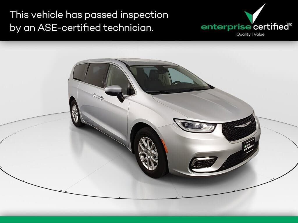 2023 CHRYSLER Pacifica