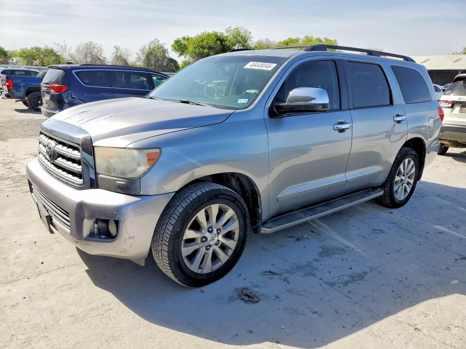 2013 TOYOTA Sequoia