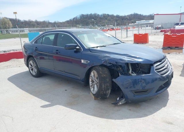 2016 FORD Taurus