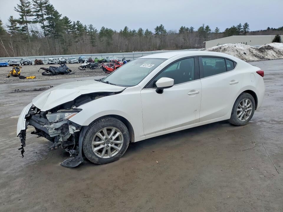 2016 MAZDA Mazda3