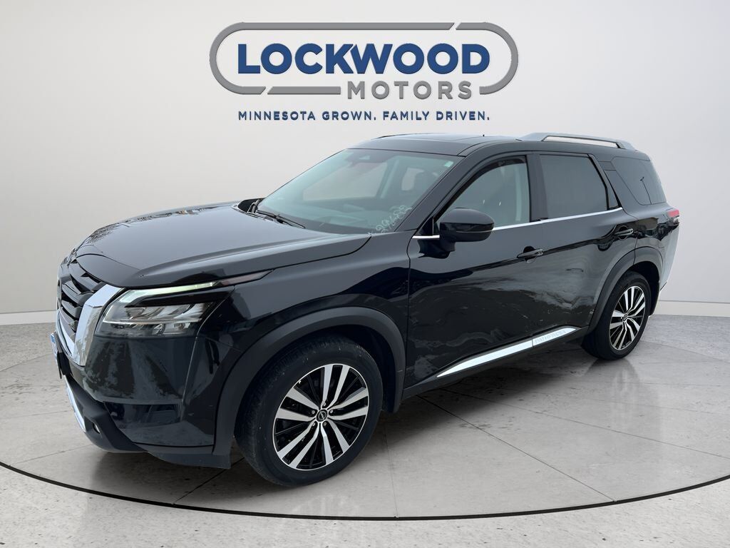 2023 NISSAN Pathfinder