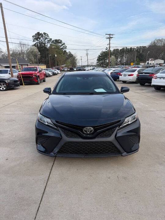 2018 TOYOTA Camry
