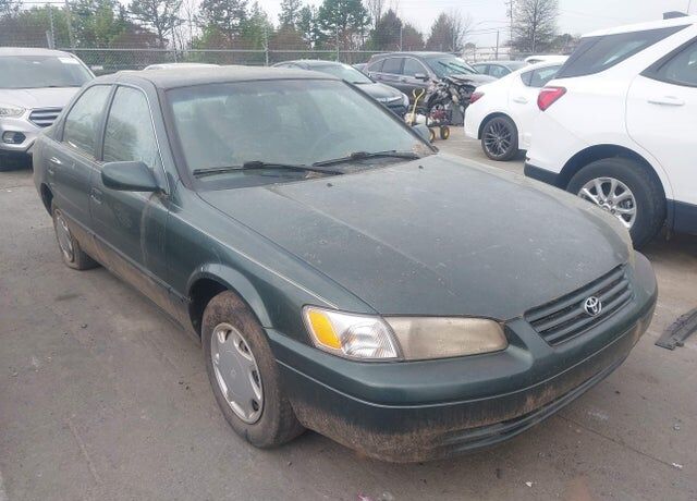 1999 TOYOTA Camry