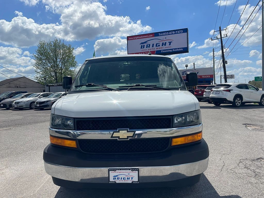 2021 CHEVROLET Express