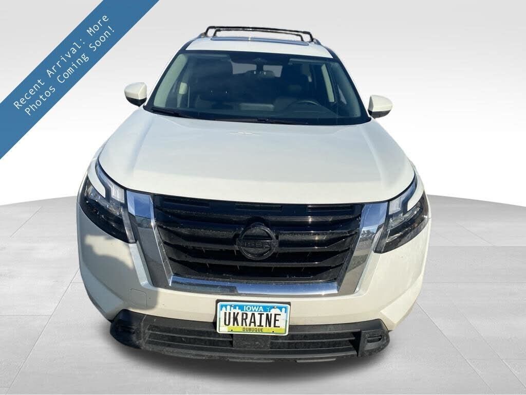 2024 NISSAN Pathfinder