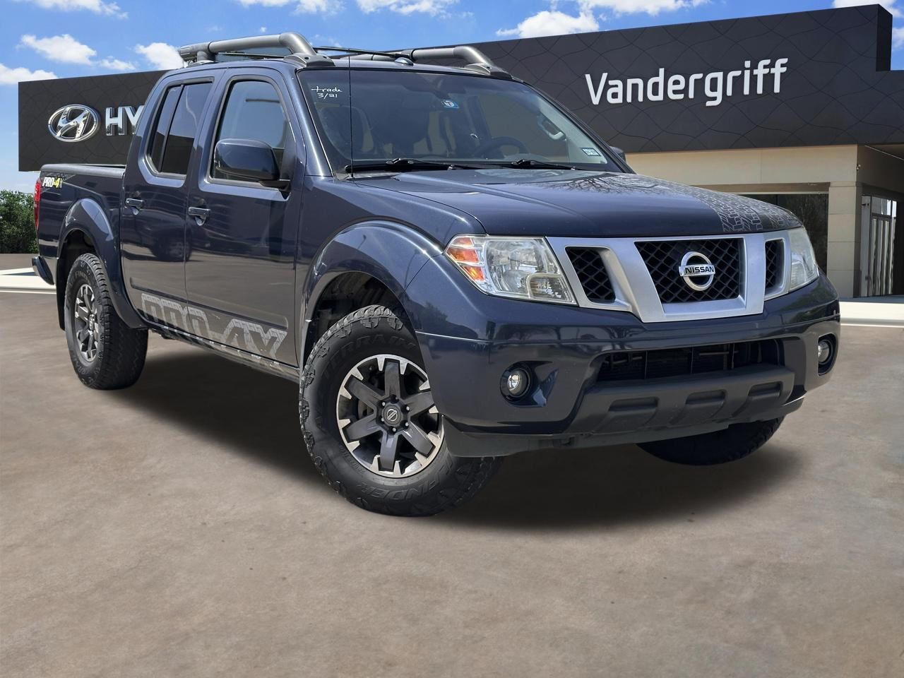 2015 NISSAN Frontier