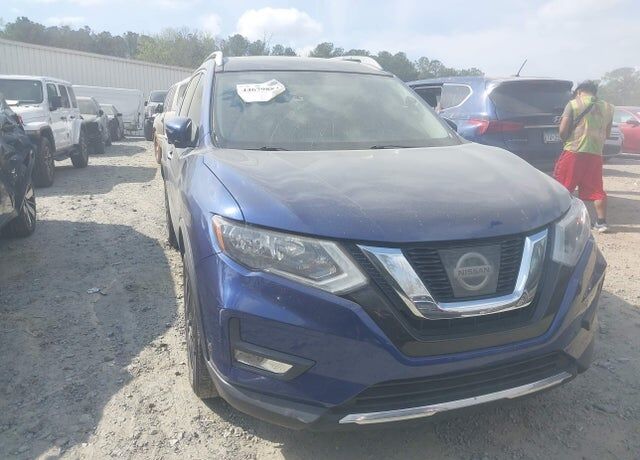2017 NISSAN Rogue