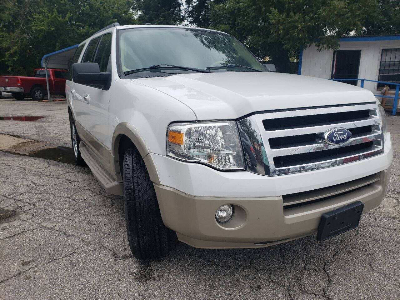 2010 FORD Expedition