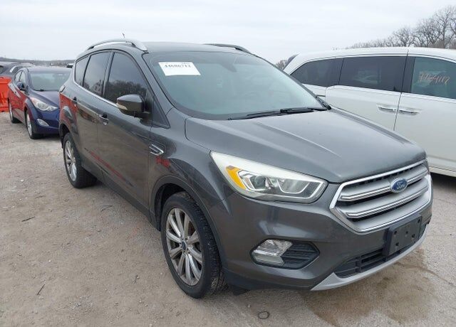 2017 FORD Escape