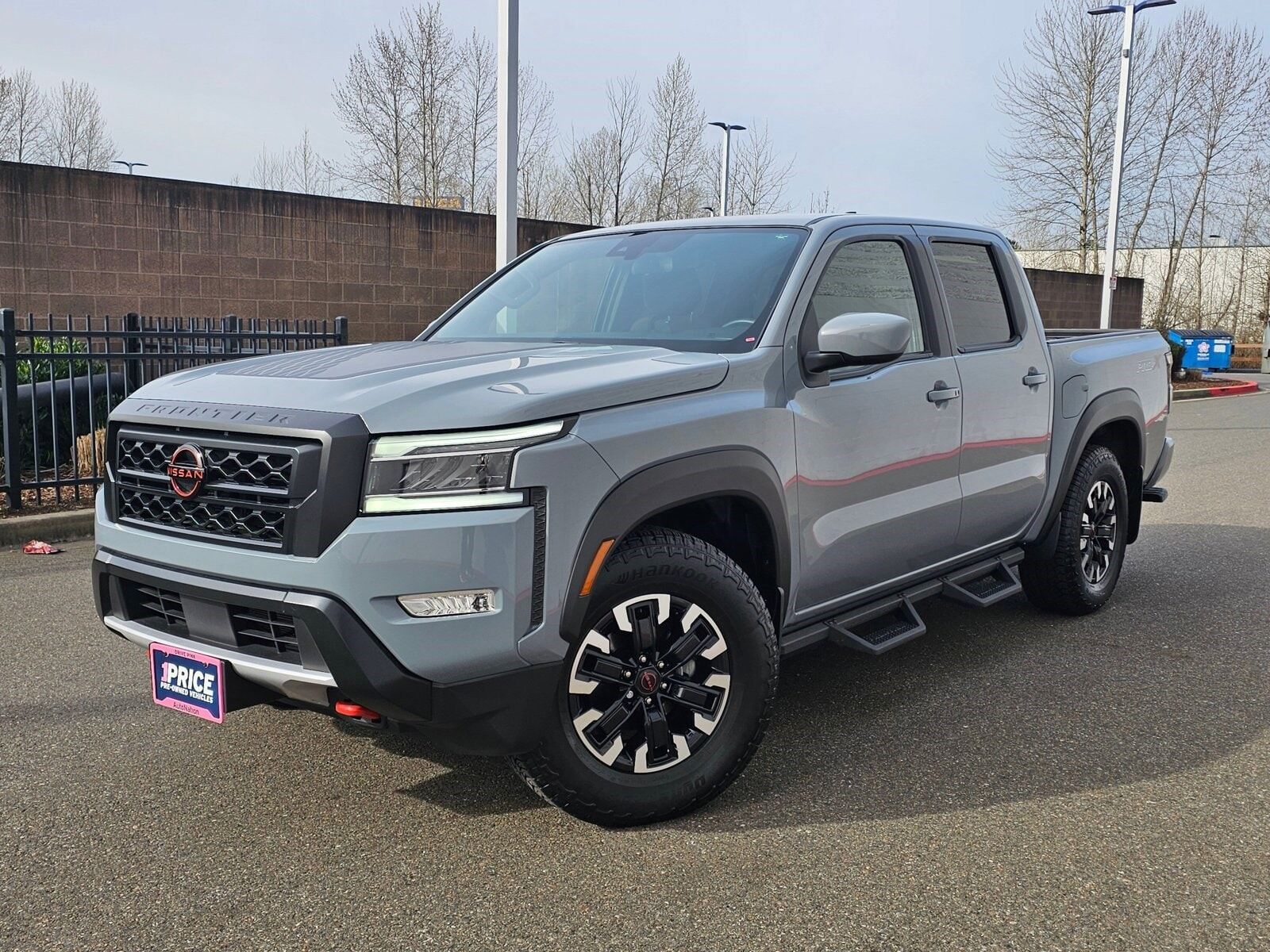 2024 NISSAN Frontier
