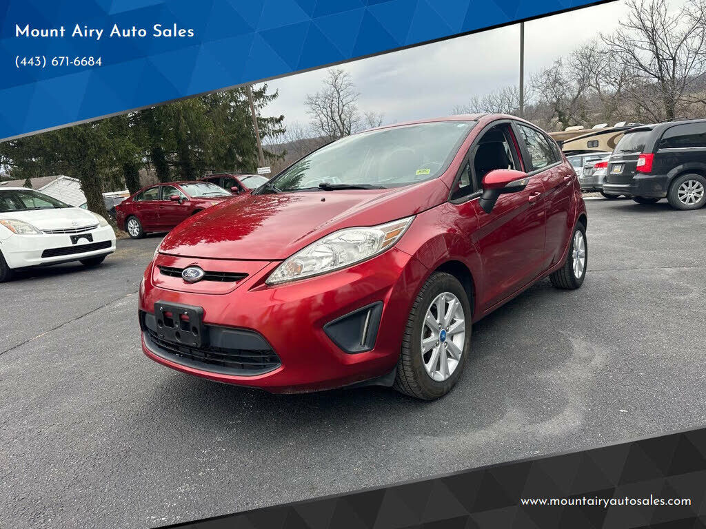 2013 FORD Fiesta