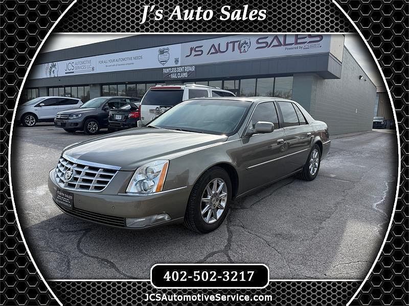 2010 CADILLAC DTS