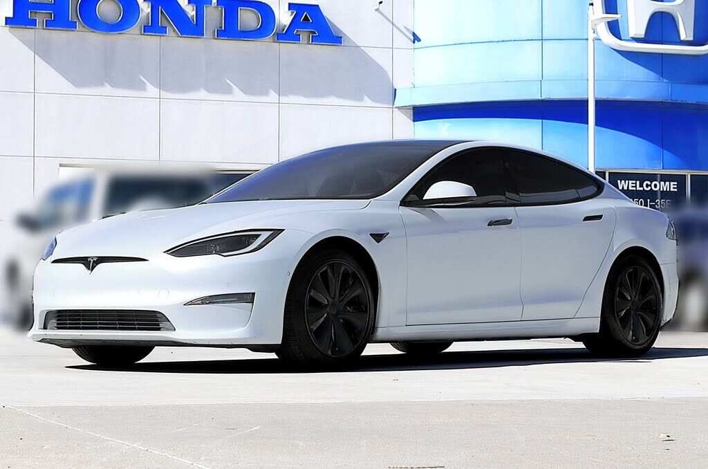 2023 TESLA Model S