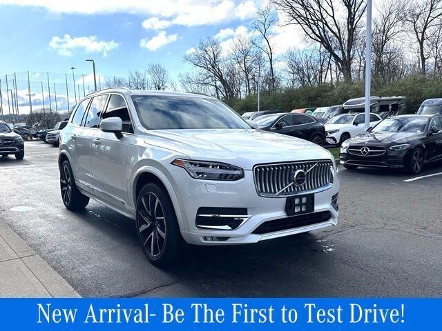 2024 VOLVO XC90