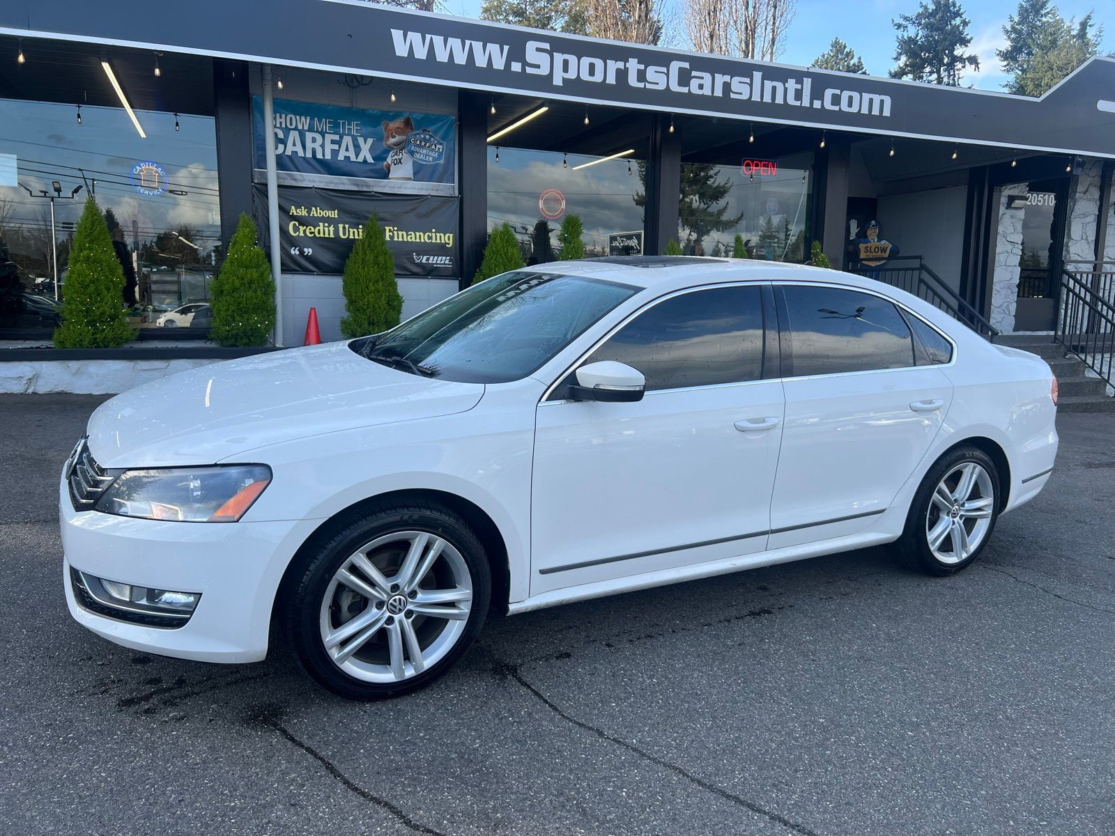 2014 VOLKSWAGEN Passat