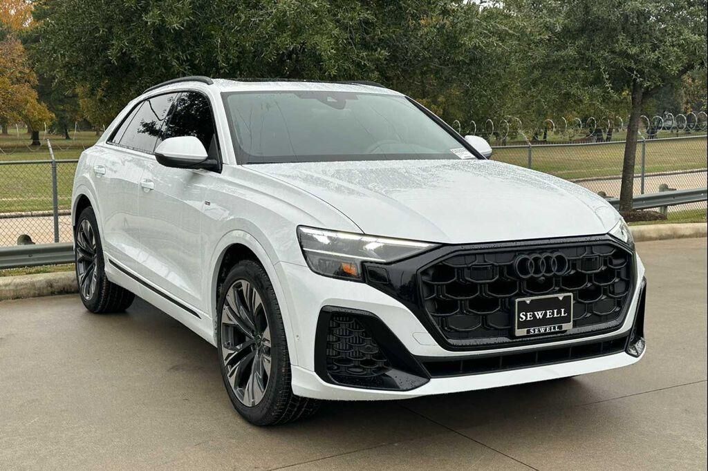 2026 Audi Q8