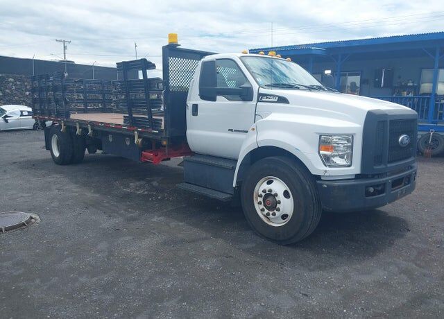 2018 FORD F-750