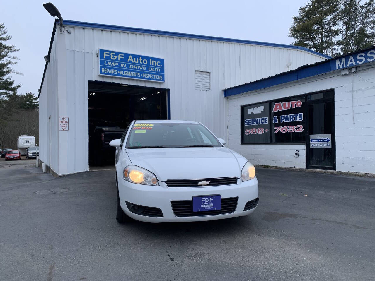 2011 CHEVROLET Impala