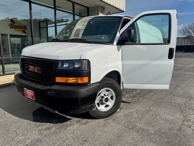 2025 GMC Savana