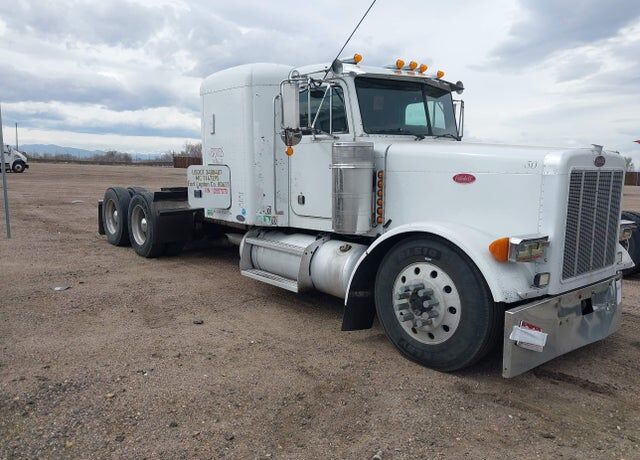 2001 PETERBILT 379