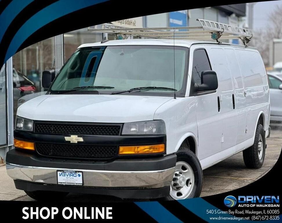2018 CHEVROLET Express