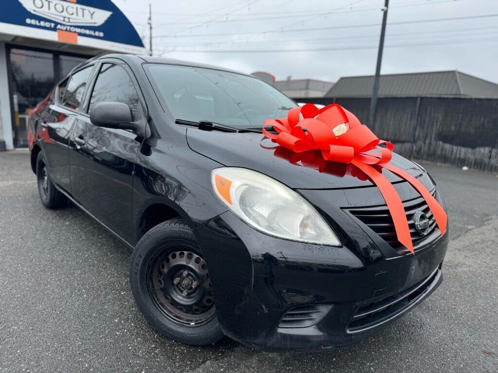 2014 NISSAN Versa