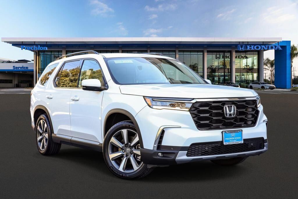 2025 HONDA Pilot