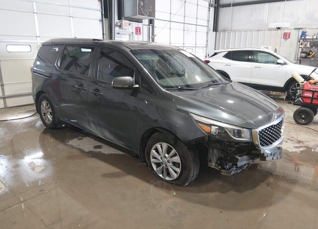 2016 KIA Sedona