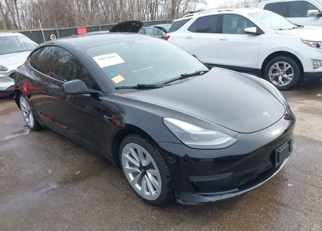 2022 TESLA Model 3