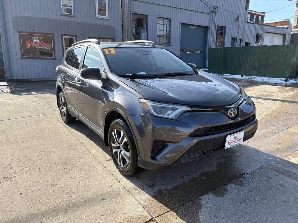 2017 TOYOTA RAV4