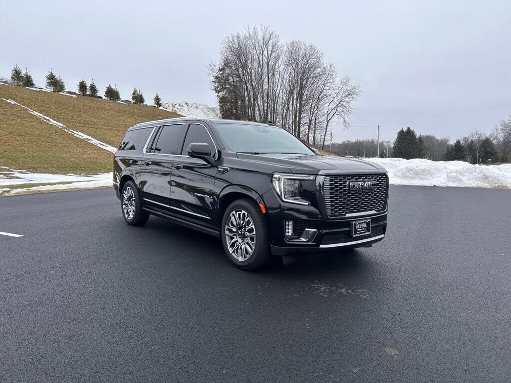 2023 GMC Yukon XL